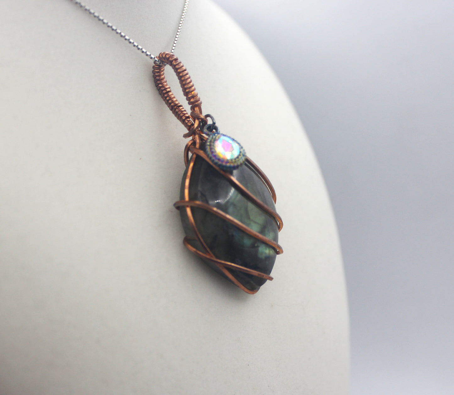 Raw Copper & Labradorite Pendant Necklace