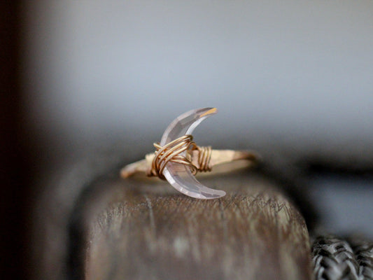 Moonbeam Ring | Rose Quartz