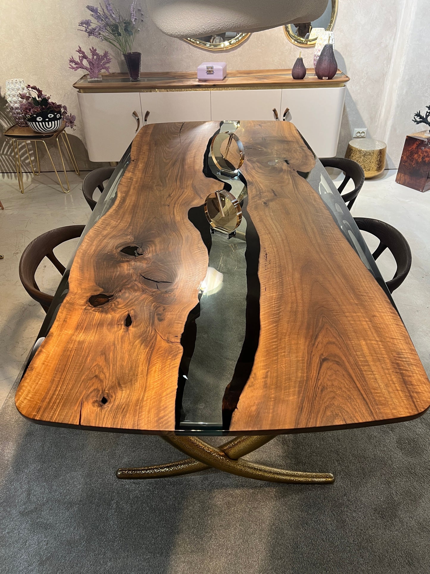 Luxurious Ivory Shaped Legs | Resin Dining Table