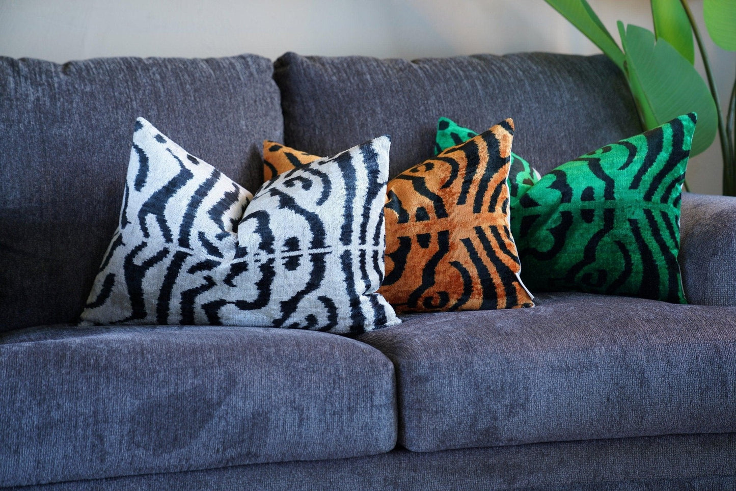 Canvello Tiger-Print Decorative Throw Pillows Sets | 16x24 in | Set of 3-0