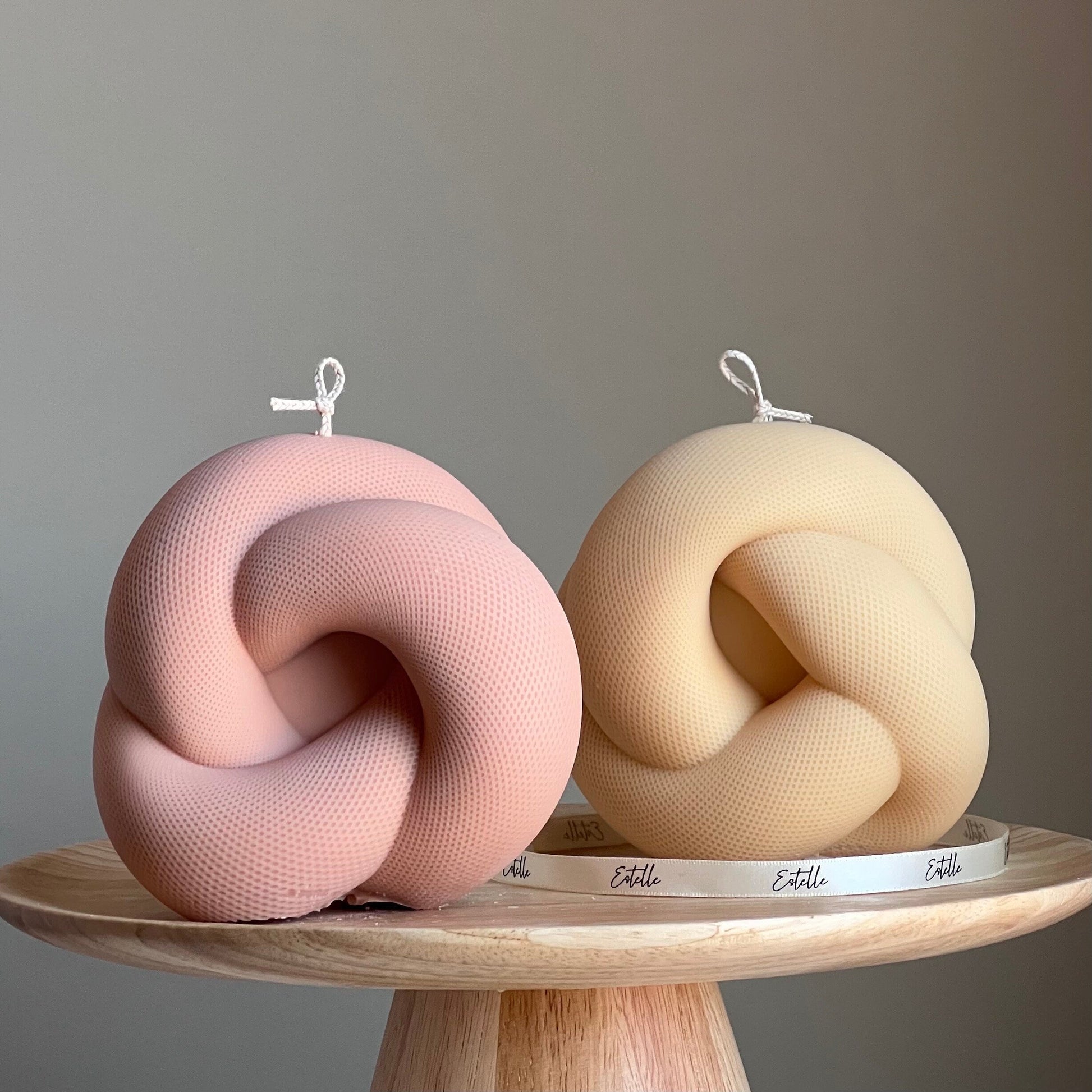 Handmade Knot Candle: Trendy Vegan Home Decor-1