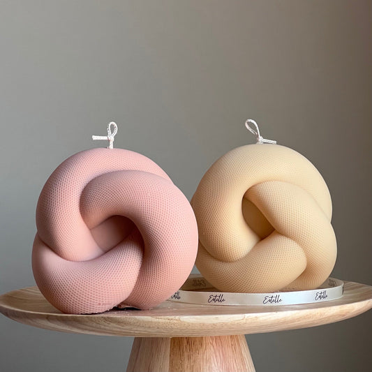 Handmade Knot Candle: Trendy Vegan Home Decor-1