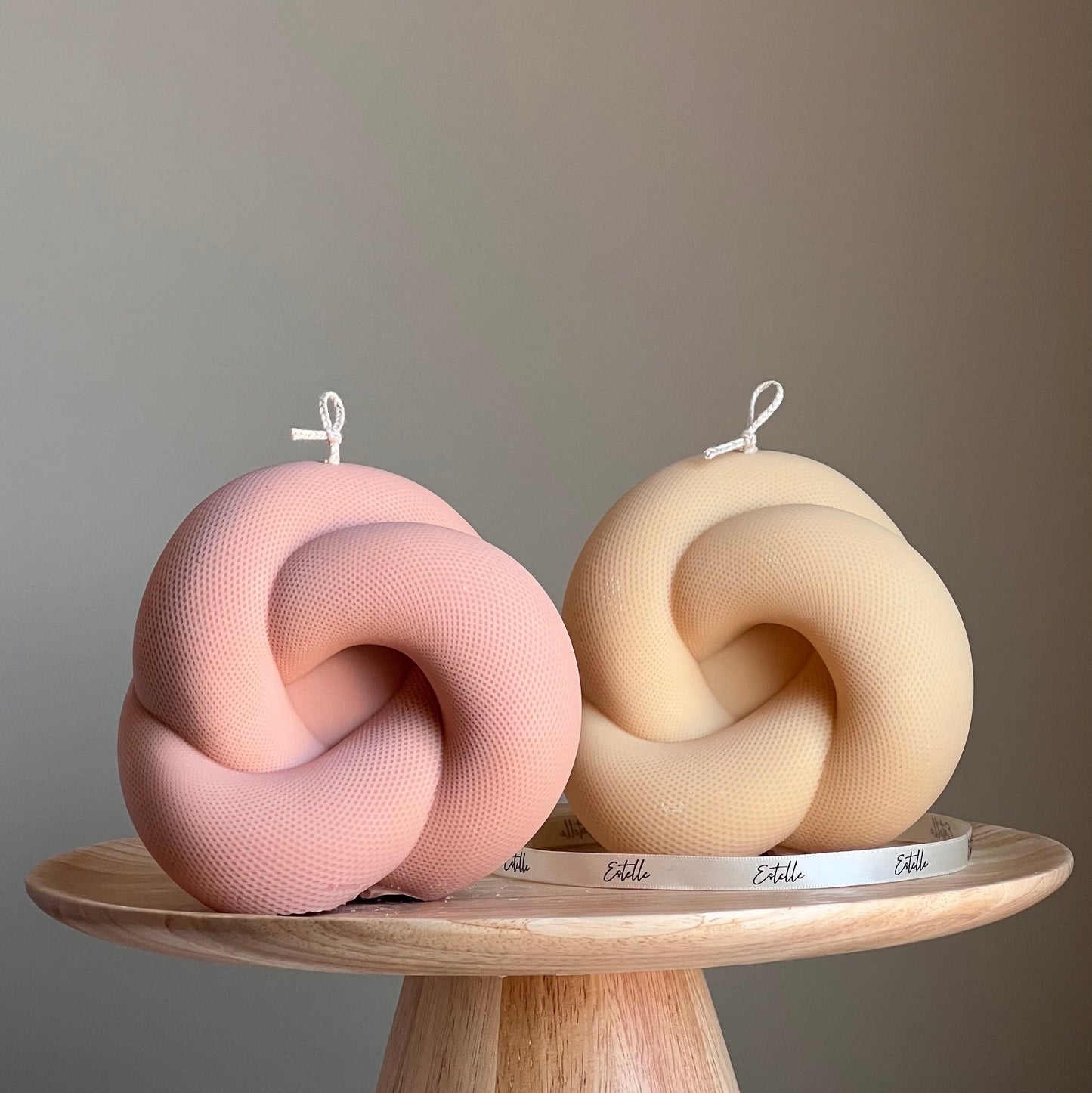 Handmade Knot Candle: Trendy Vegan Home Decor-0