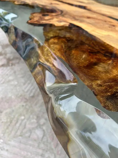 Solid Linden Wood | Natural Look | Epoxy Resin Dining Table