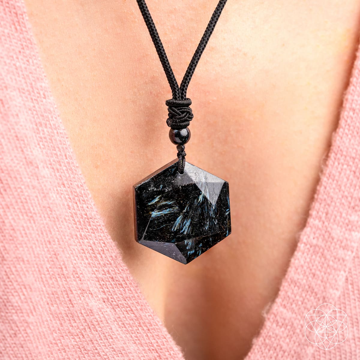 The Arfvedsonite Deep Healing Pendant | Vision Stone