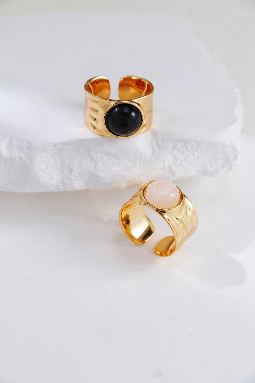 Vintage Style Gold Ring | Black Onyx | White Crystal