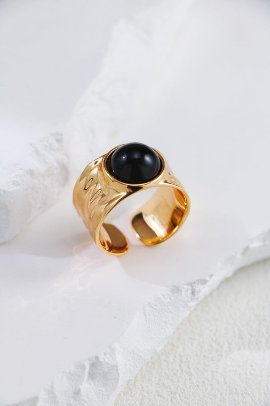 Vintage Style Gold Ring | Black Onyx | White Crystal