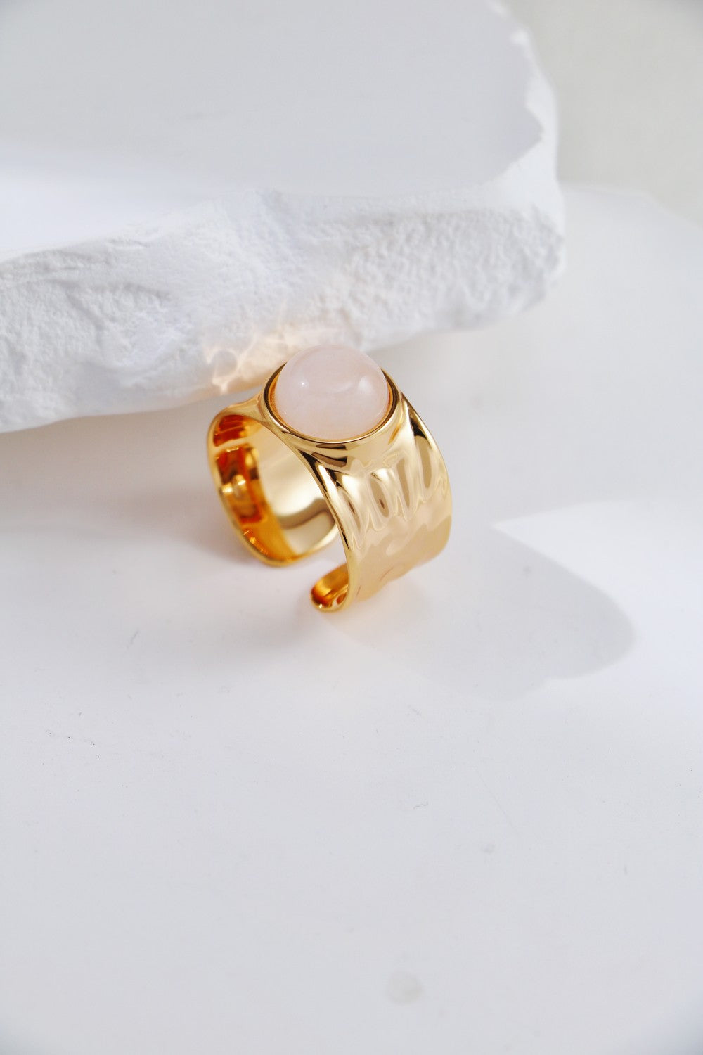 Vintage Style Gold Ring | Black Onyx | White Crystal